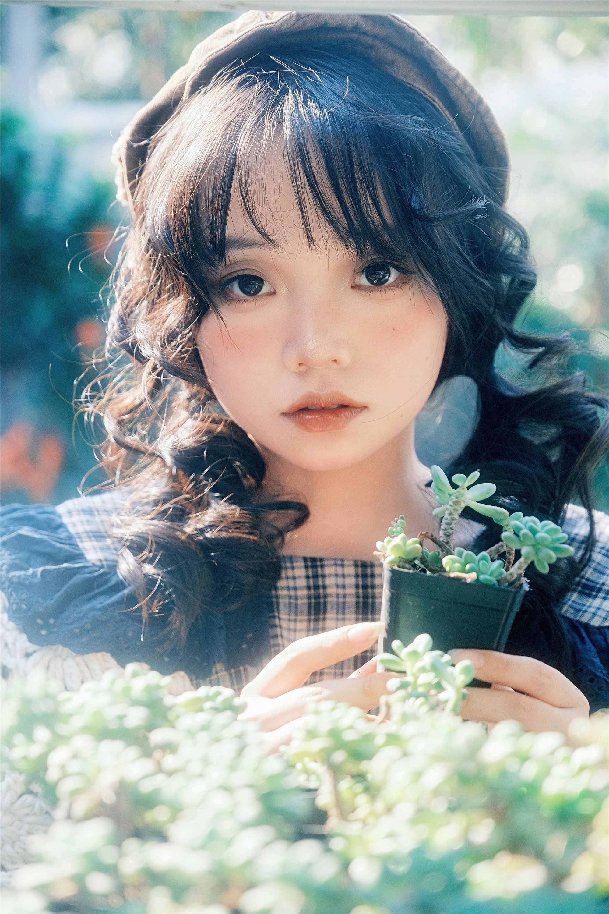 YITUYU 艺图语 2025.03.12 秋天才刚有风景 贝贝不睡觉